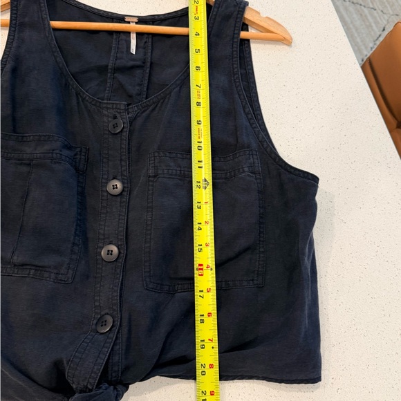 Free People Washed Black Linen Blend Sleeveless Blouse - Picture 8 of 8